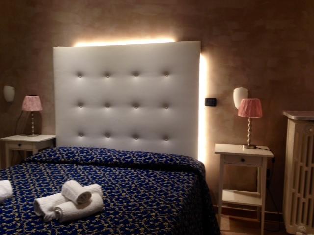 Hotel Mediterraneo Pesaro Kamer foto